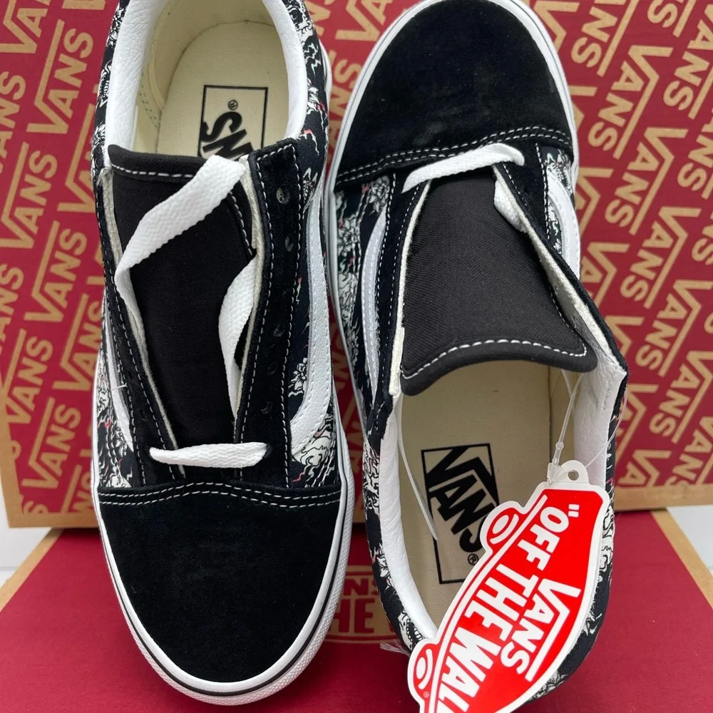 Vans Men’s Old Skool
(Flash Skulls)Multi/True White Sneakers 
VN0A38G118C - Picture 7 of 16